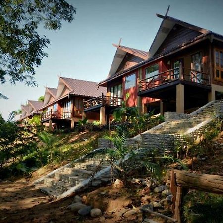 查尔斯先生河景小屋 昔卜 外观 照片