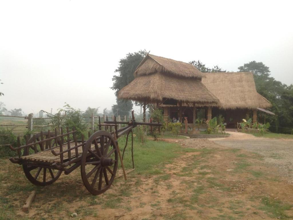 查尔斯先生河景小屋 昔卜 外观 照片