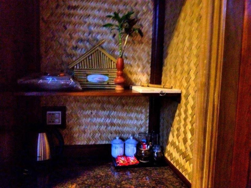 查尔斯先生河景小屋 昔卜 外观 照片