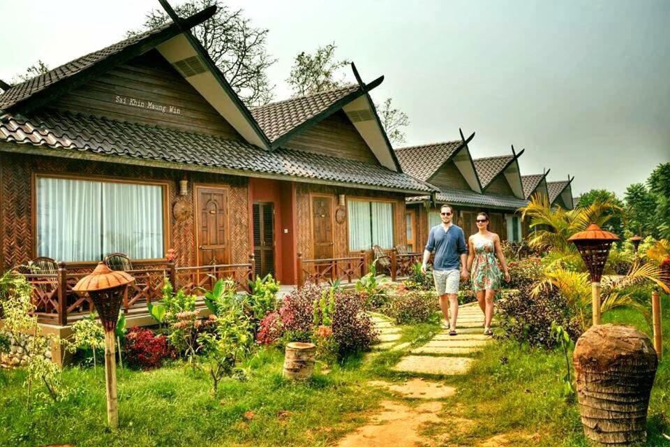 查尔斯先生河景小屋 昔卜 外观 照片